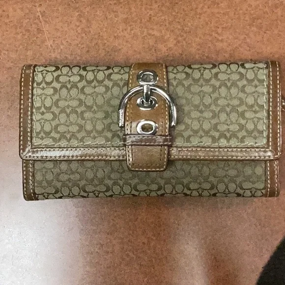 Coach | Bags | Coach Brown Wallet Signature Buckle With  display picture 1